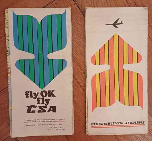 Vlaječka 60 let ČSA, stojánek a kožená peněženka ČSA a mapy - foto 3