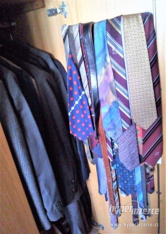 Saka a kalhoty, kravaty a  obleky +kalhoty letní, svetr ap. - foto 2
