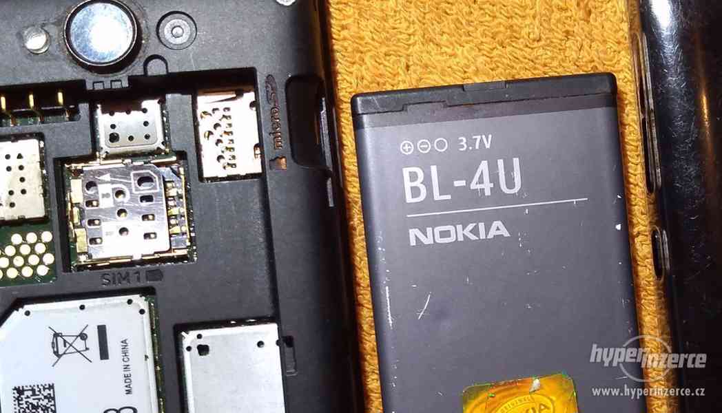 Nokia Asha 503 - k opravě nebo na náhradní díly!!! - foto 9