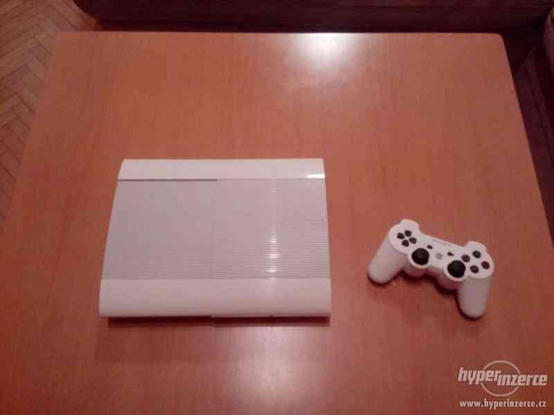 PS3 bílá 500Gb - foto 1