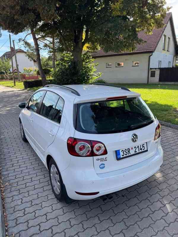 Volkswagen Golf 2,0 TDi 81kW 2010 - foto 16