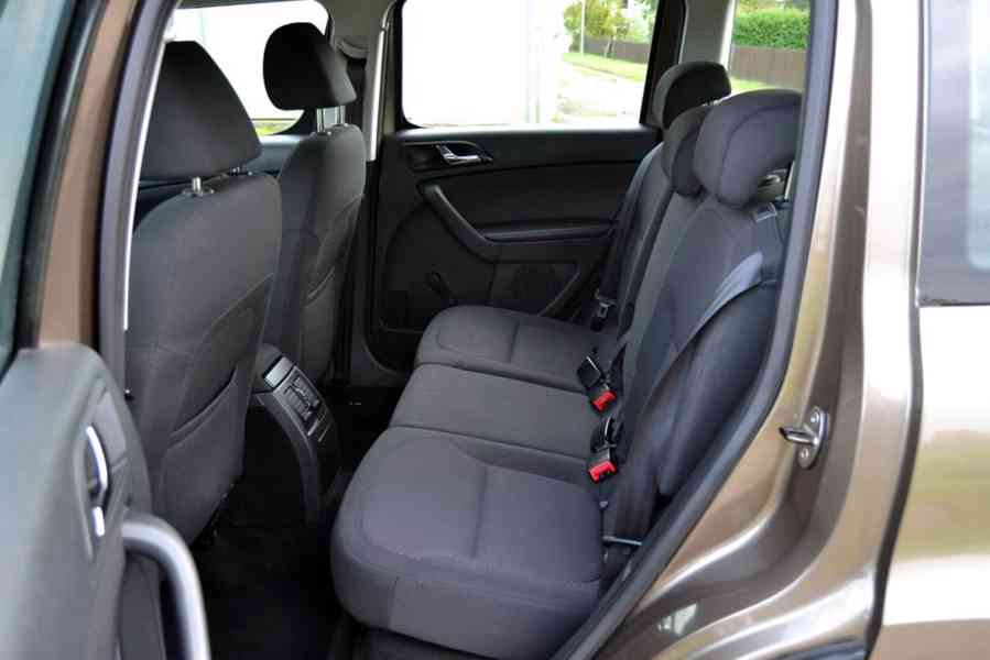Škoda Yeti 1.2 TSI 77kW Ambition Xenon - foto 8