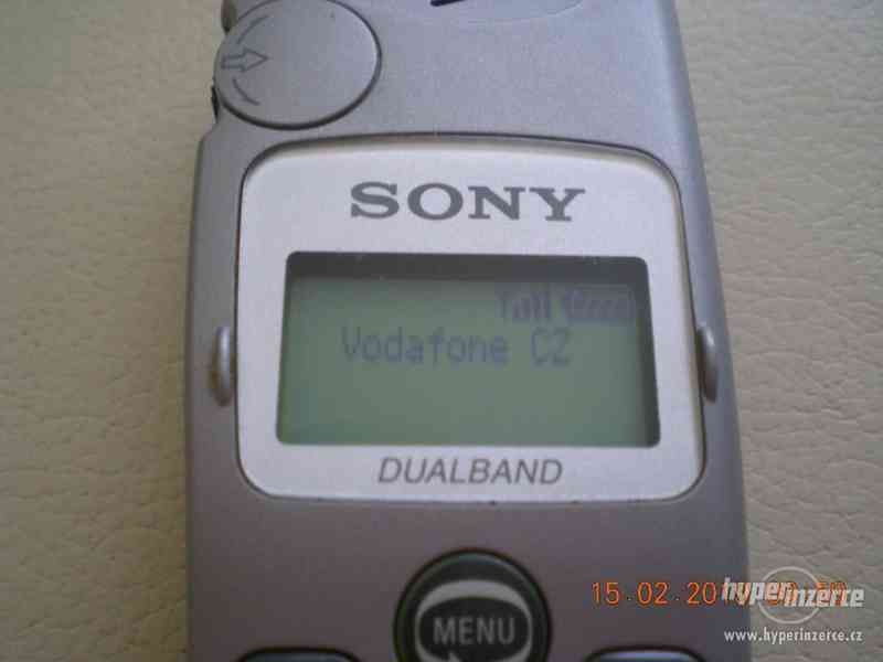 Sony CMD-CD5 - historické telefony z r.2001 od 100,-Kč - foto 4