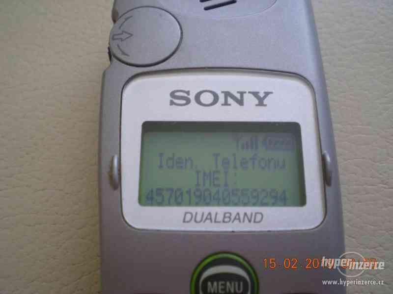 Sony CMD-CD5 - historické telefony z r.2001 od 100,-Kč - foto 5