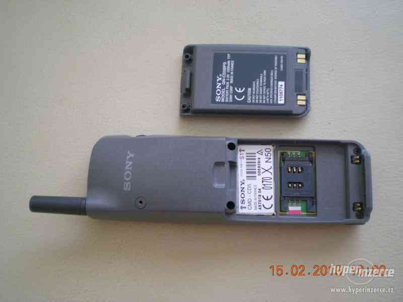 Sony CMD-CD5 - historické telefony z r.2001 od 100,-Kč - foto 13