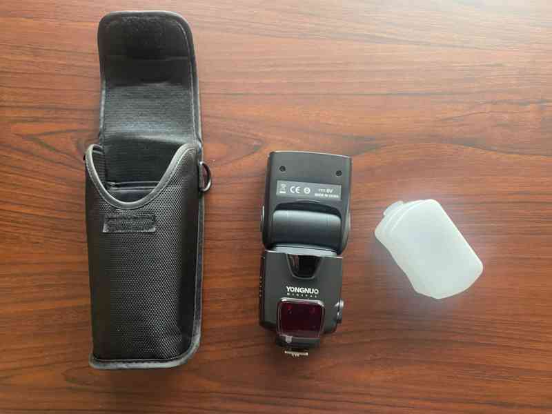 Blesk Yongnuo Speedlite YN500EX (Canon) - foto 4