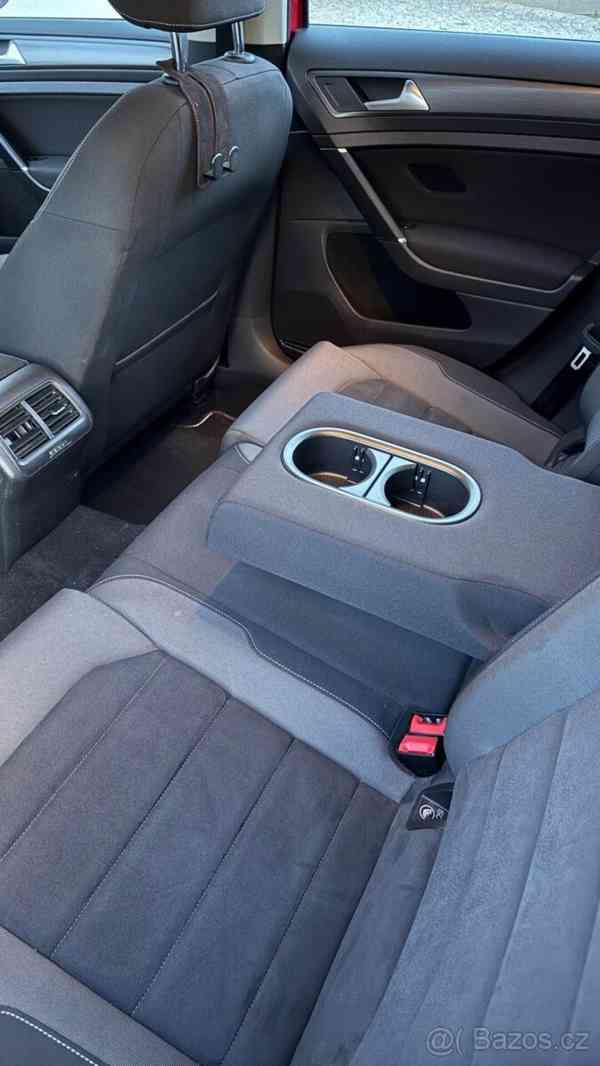 Volkswagen Golf 1,5   7 TSI BMT 96kW Hatchback - foto 11
