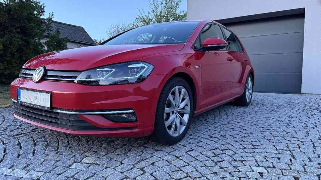 Volkswagen Golf 1,5   7 TSI BMT 96kW Hatchback - foto 2
