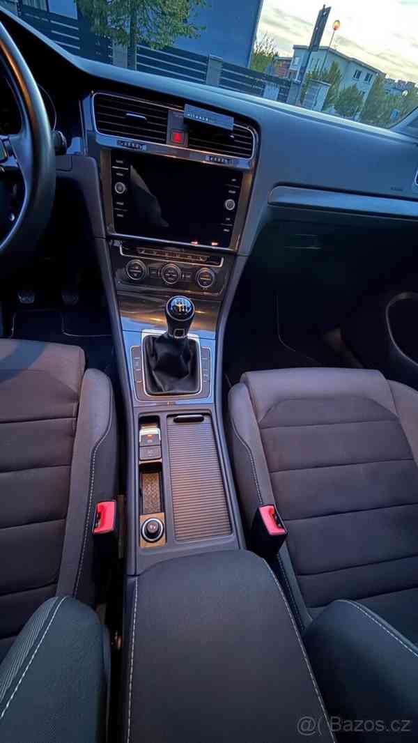 Volkswagen Golf 1,5   7 TSI BMT 96kW Hatchback - foto 3