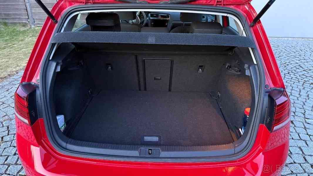 Volkswagen Golf 1,5   7 TSI BMT 96kW Hatchback - foto 12