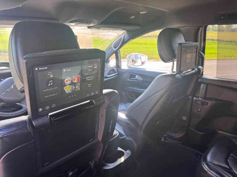 Chrysler Pacifica 3,6 RU Limited DVD Čočka 2021 - foto 14