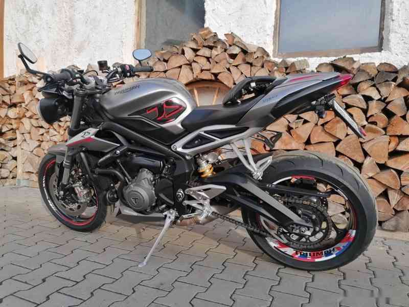 TRIUMPH STREET TRIPLE 765 RS - foto 8