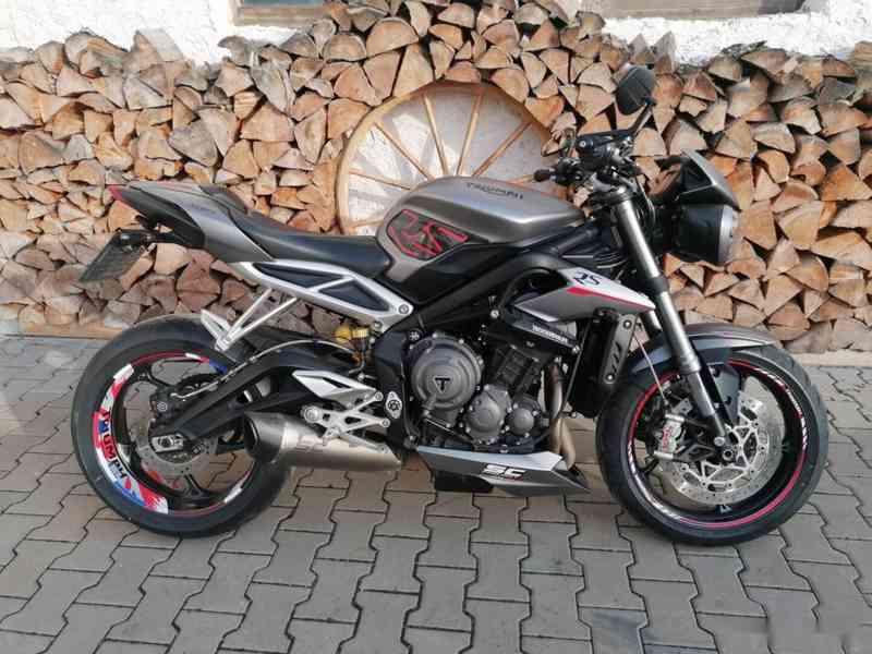 TRIUMPH STREET TRIPLE 765 RS - foto 2