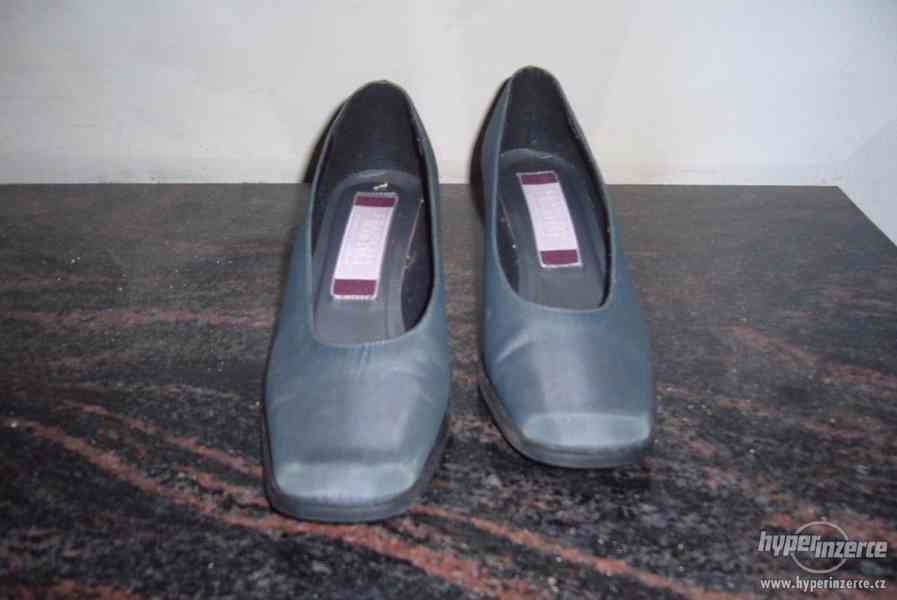 Dámské boty na podpadku zn. Franco Martini - foto 2