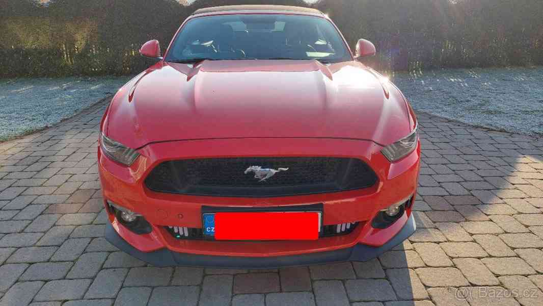 Ford Mustang 5,0   V8 GT 310 kW Premium Conve - foto 1