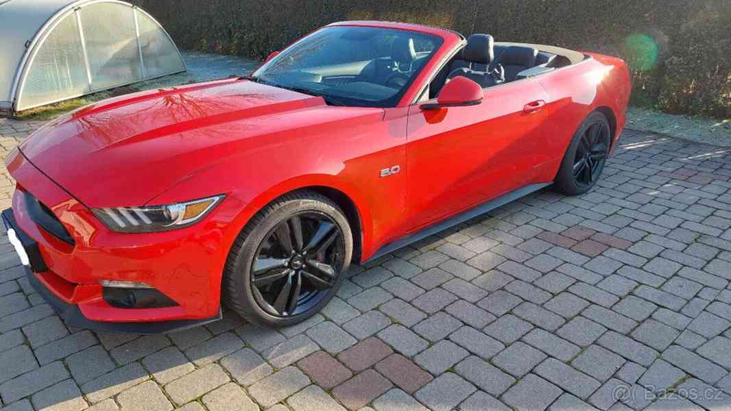 Ford Mustang 5,0   V8 GT 310 kW Premium Conve - foto 7