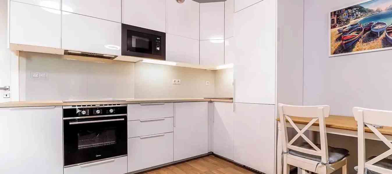 Pronájem bytu 1+kk 37 m² - foto 4