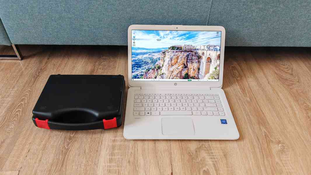 autodiagnostika NEW 2022 CZ + zánovní NOTEBOOK HP Stream14" - foto 2