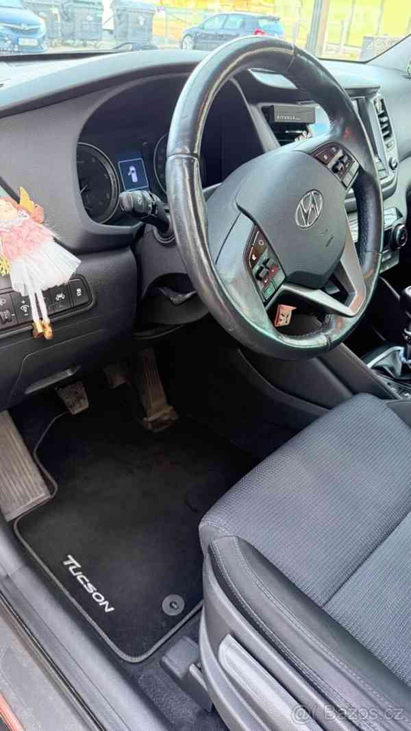 Hyundai Tucson 1,7 - foto 9