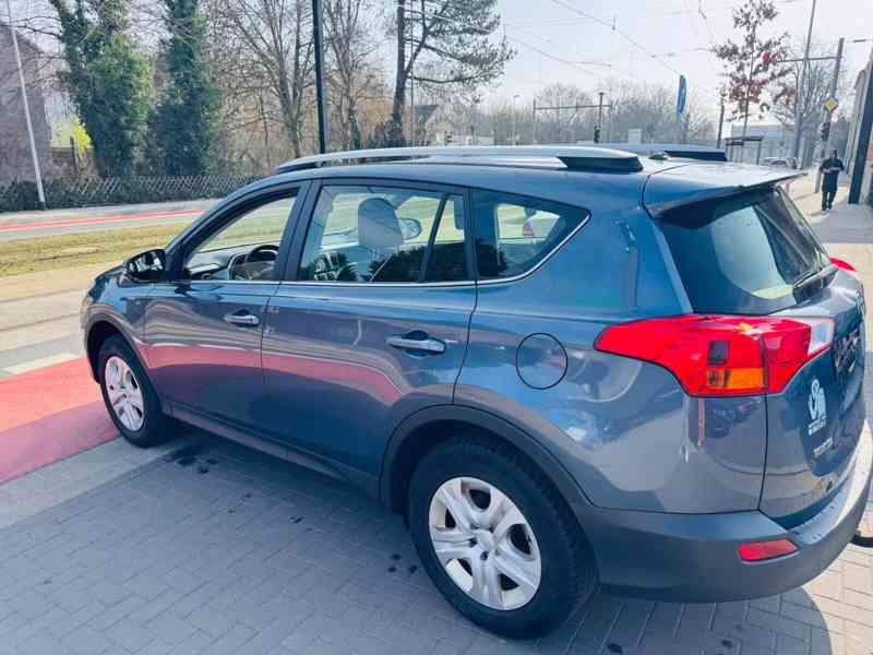 Toyota RAV 4 2,2D  Life nafta 4x4 110kw - foto 2