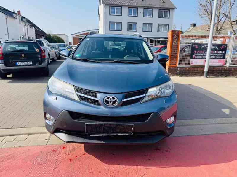 Toyota RAV 4 2,2D  Life nafta 4x4 110kw - foto 13