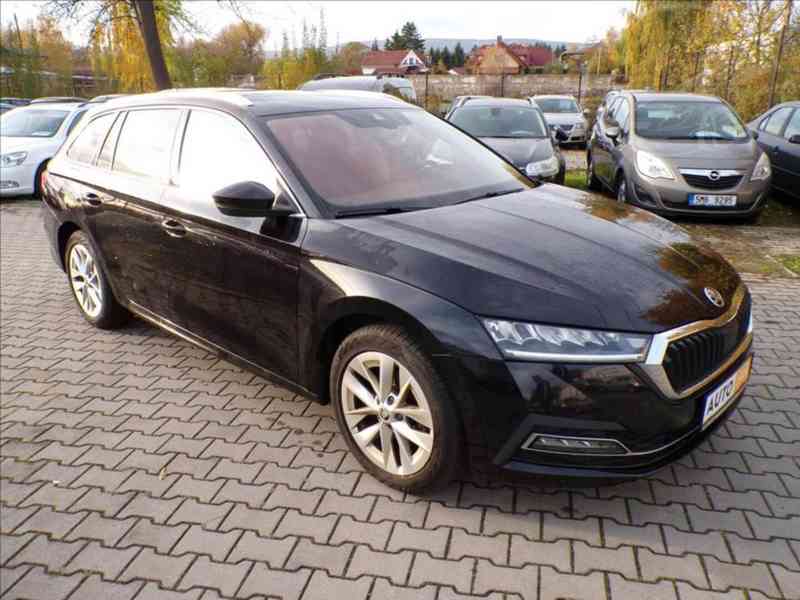 Škoda Octavia 1,5 TSI STYLE,1.MAJITEL,DPH - foto 1
