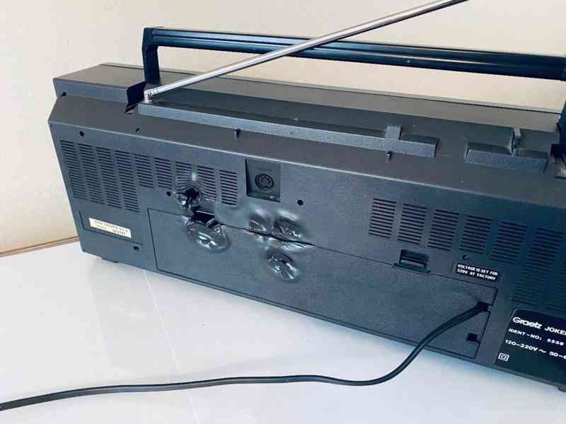 Radiomagnetofon REZERVACE Graetz Joker 613 D, rok 1989 - foto 13