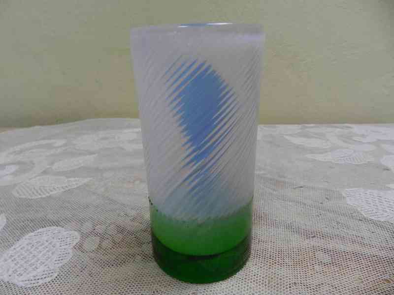 Váza Jiří Šuhájek Crystalex Nový bor  - foto 6