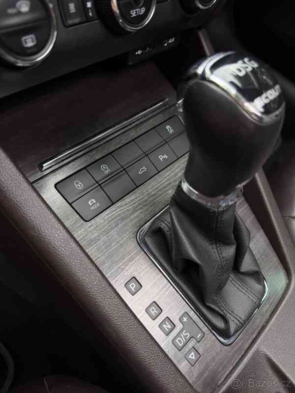 Škoda Octavia 2,0   Scout - foto 19