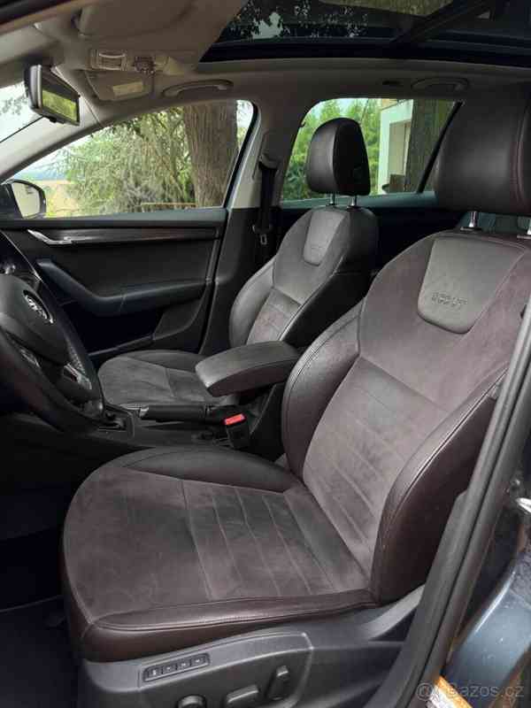 Škoda Octavia 2,0   Scout - foto 17