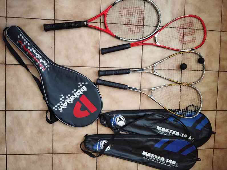 Raketa tenis a tři rakety na squash za cenu jedné - foto 6