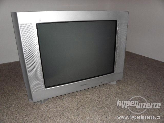 Sony Trinitron 74 cm, 100 Hz - foto 1