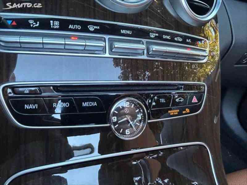 Mercedes-Benz Třídy C 2,2 220 d, 4Matic kabriolet - foto 8