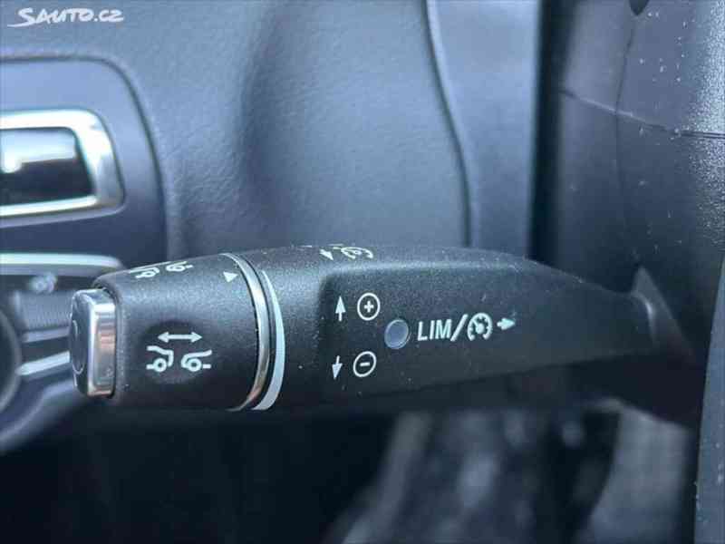 Mercedes-Benz Třídy C 2,2 220 d, 4Matic kabriolet - foto 3