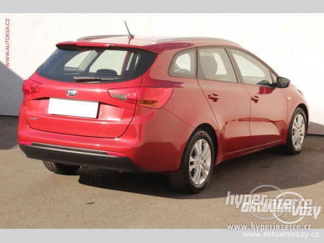 Kia Ceed 1.6GDi 1.maj ČR 1.6, benzín, rok 2015 - foto 7