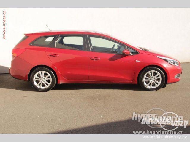 Kia Ceed 1.6GDi 1.maj ČR 1.6, benzín, rok 2015 - foto 16