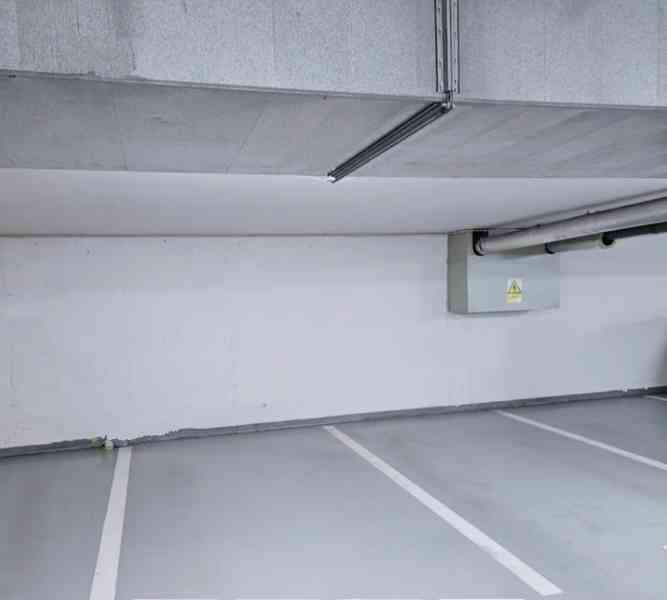 Pronájem( ev.prodej) stání v podzemních garážích, NYMBURK  - foto 8