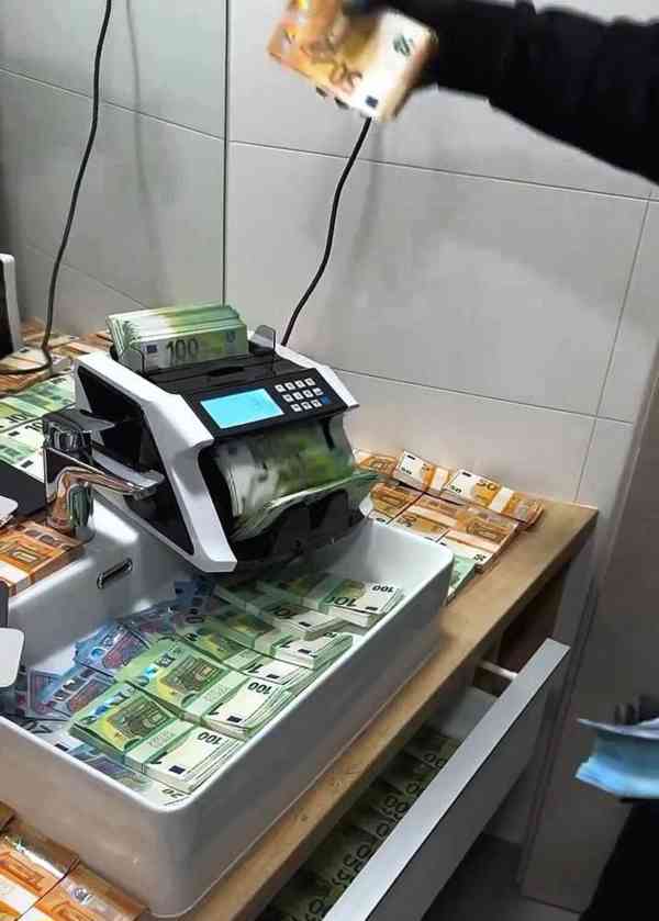 Finanční pomoc - foto 2