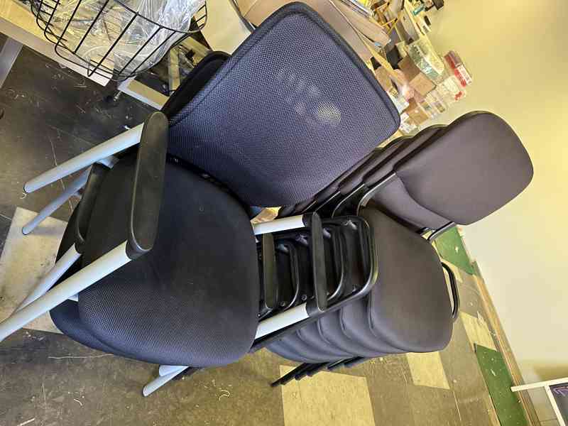 !!! Výprodej kanceláře – mix jednacích židlí - 2,000 Kč - foto 6