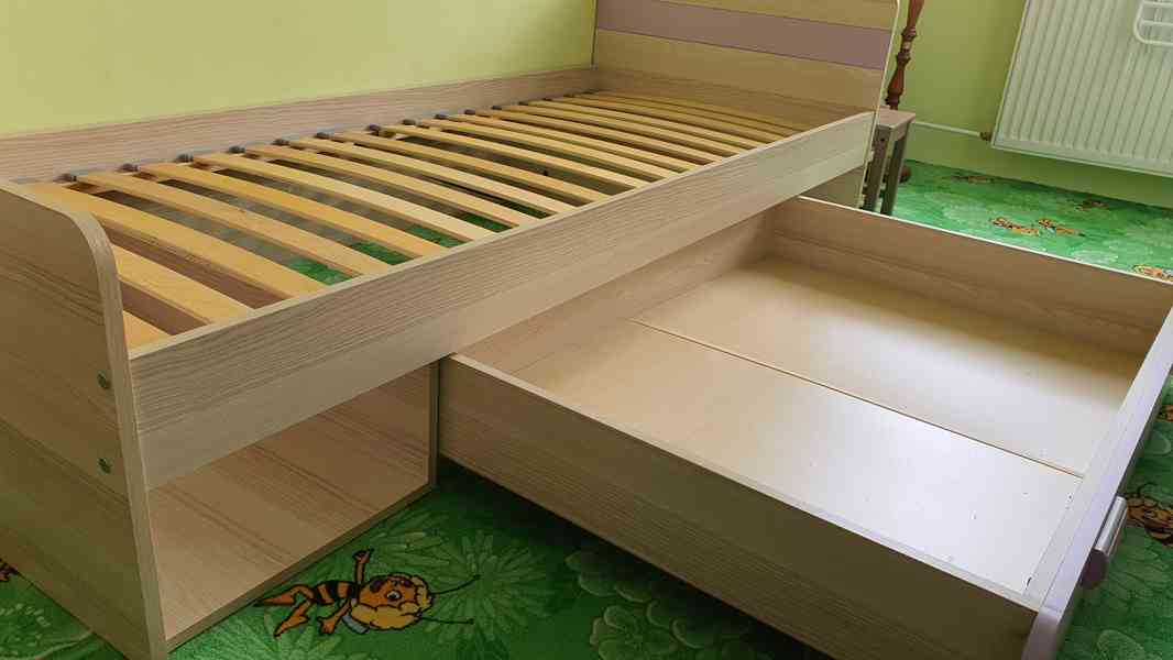 Dětská postel + matrace - foto 2