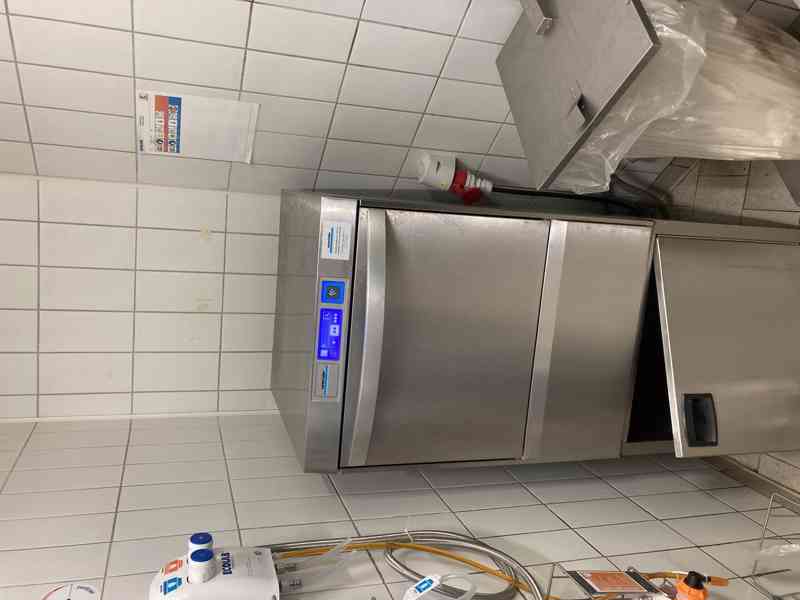 MYČKA NA NÁDOBÍ a podnosy Winterhalter UC-XL - foto 5