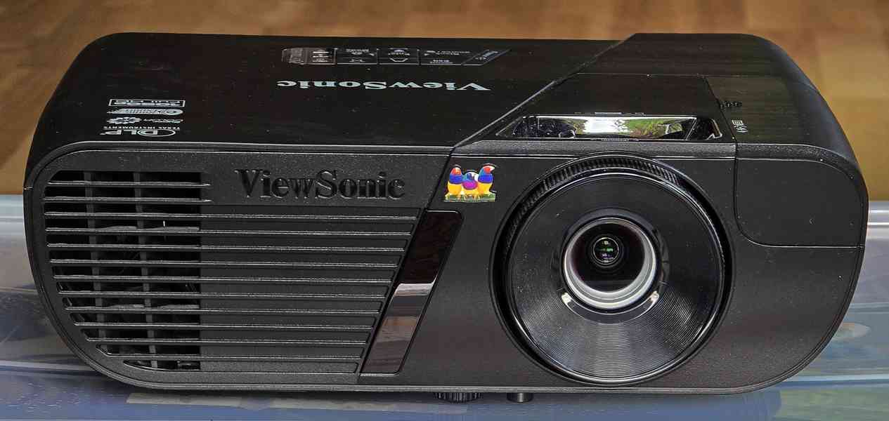 Prodám minimálně používaný projektor Viewsonic PJD7720HD - foto 1