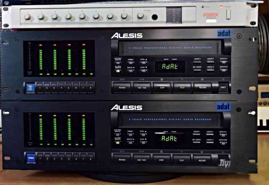 Alesis Adat - Alesis Digital Audio Tape Recorder 8 stop - foto 1