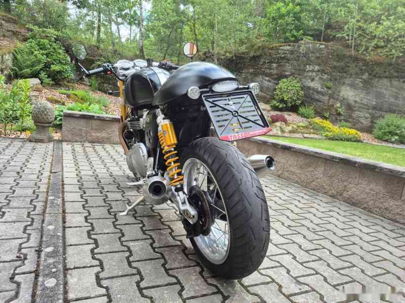 Triumph Thruxton 1200 R - TOP STAV 239.000,- Kč - foto 6