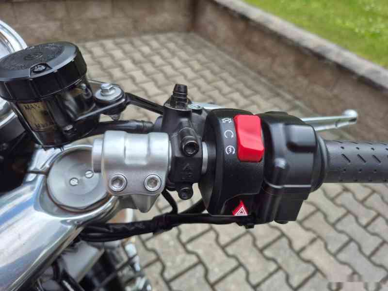 Triumph Thruxton 1200 R - TOP STAV 239.000,- Kč - foto 13