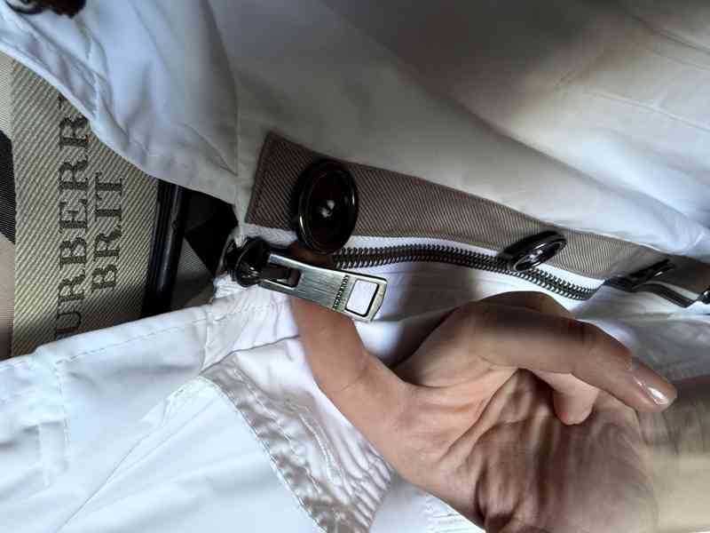 Kabát Burberry Brit - foto 5