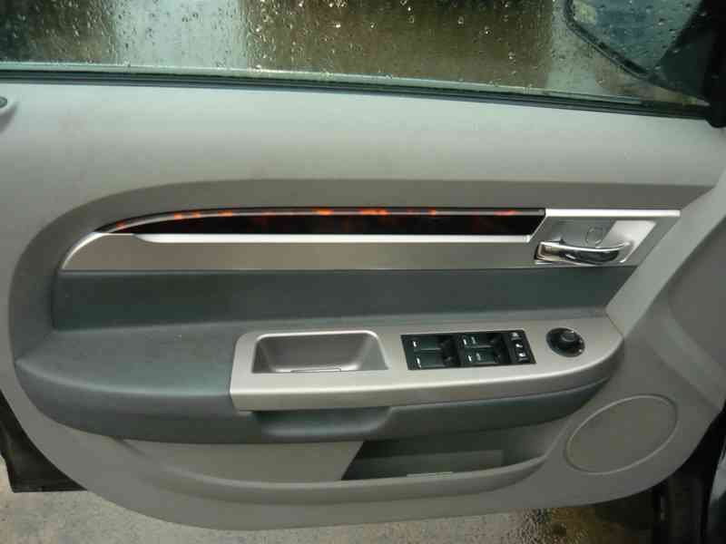 Chrysler Sebring 2,7 Limited 2007-2009 díl - foto 9