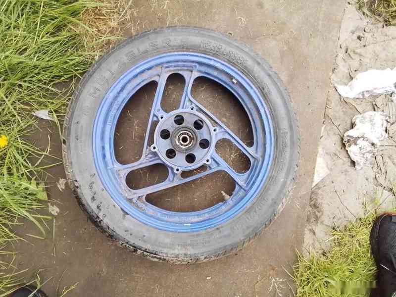 Yamaha RD 125 - foto 11