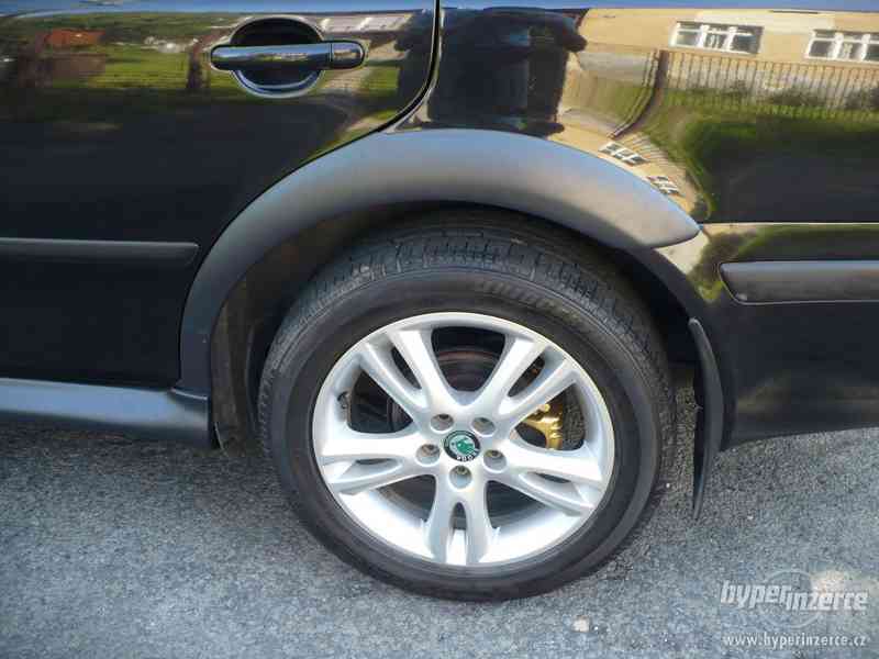 Sada plastové lemy+prahy Škoda Octavia I. - foto 7