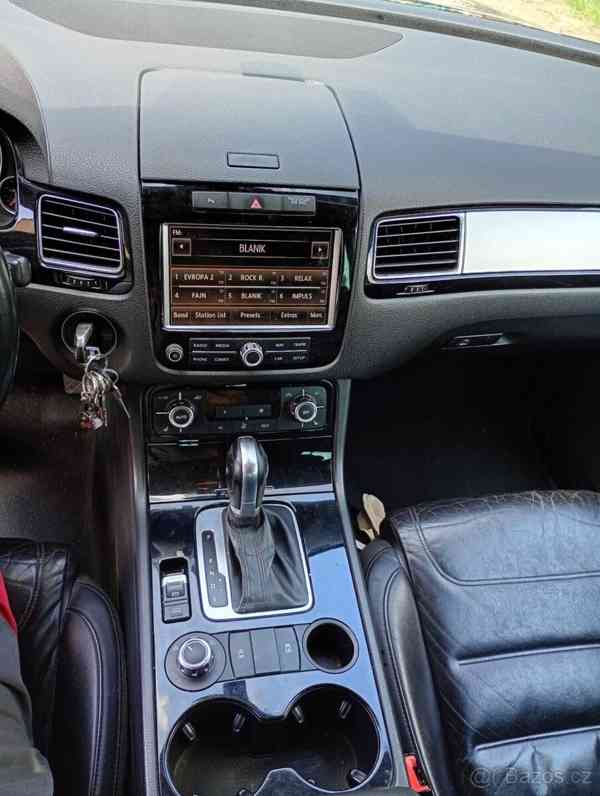 Volkswagen Touareg 3,0   tdi 176kw - foto 14